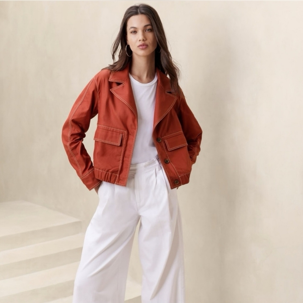 NWT Short Twill Jacket Size Small in Red Clay by Banana Republic